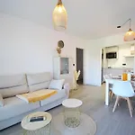 Galihost - Impresionante Con Piscina En * Sanxenxo
