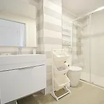 Galihost - Impresionante Con Piscina En Apartamento *
