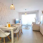 Apartamento Galihost - Impresionante Con Piscina En