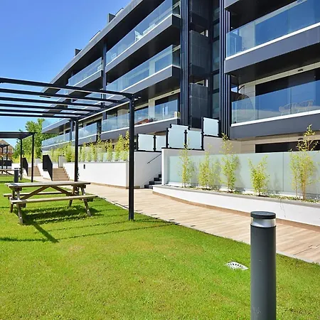 Galihost - Impresionante Con Piscina En * Sanxenxo