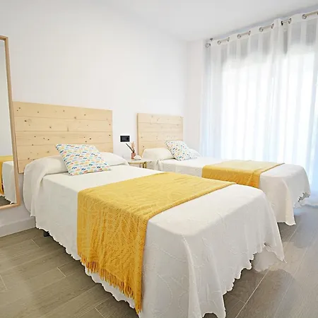 Galihost - Impresionante Con Piscina En Apartment