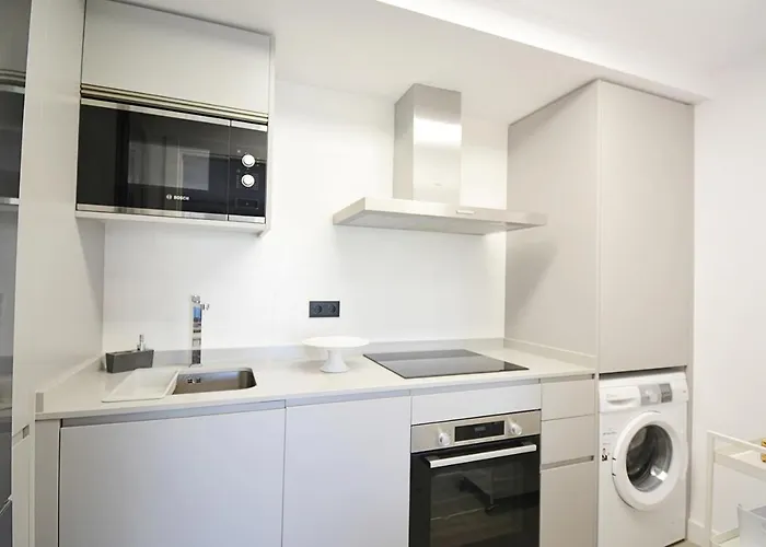 Galihost - Impresionante Con Piscina En *