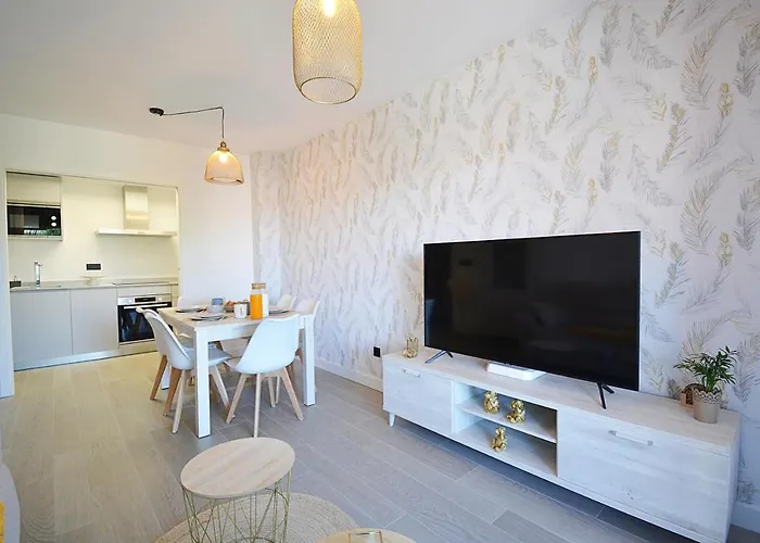 Galihost - Impresionante Con Piscina En Апартаменты